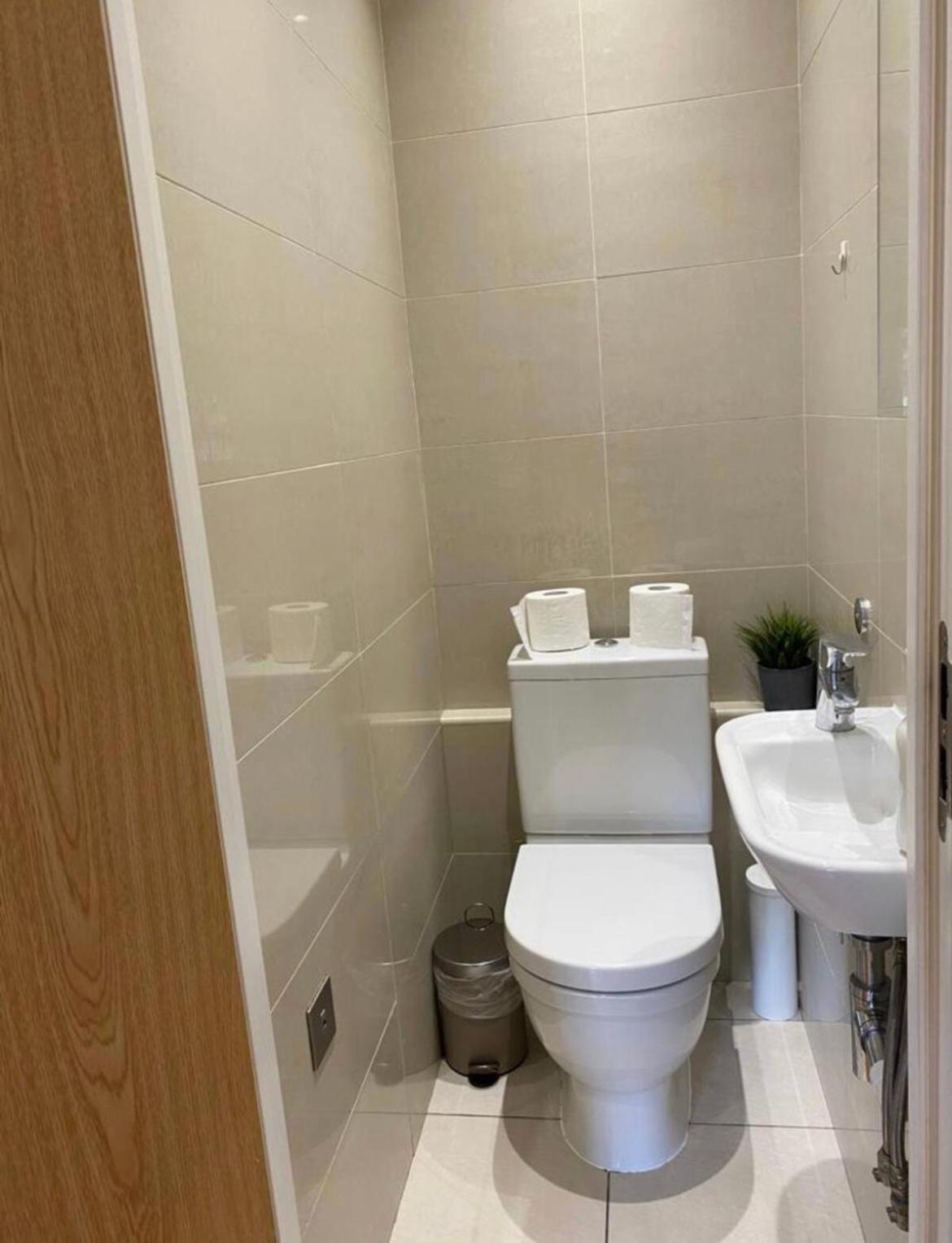 Lovely Private In Euston, Alloggio in famiglia *